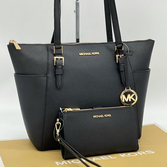 Michael Kors Large TZ Tote & Double Zip Wa… - Picture 3 of 12